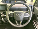 ステアリングも使用感が少なく、きれいな状態となっております♪