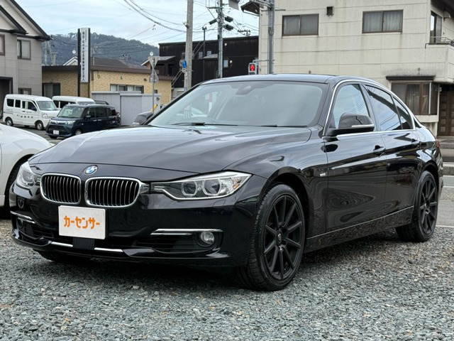 3シリーズセダン320i