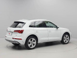 quattro(4WD)で雪道や滑りやすい道路はもちろんのこと日常の運転シーンでも安心と安全、さらにスポーティーなドライビング体験を提供します