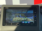 ■バックカメラ■ガイドラインが表示されるので、バック駐車が苦手な方でも安心です!ギアをリバースに入れれば自動的に切り換わりますので、面倒な操作も不要です♪狭い駐車場もお車を傷つけず安心ですね!