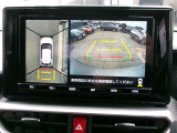 バックガイドモニターで、後方を確認しながら安心して駐車することができます。運転初心者も熟練者も必須の機能ですよ!