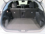 広々としたラゲージスペースを備えています。大きなものや長さのある荷物もしっかりと積み込めます。