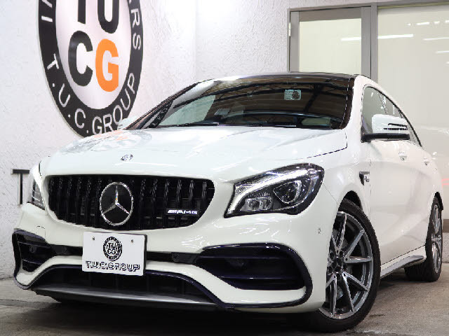 CLAシューティングブレークAMG CLA45 4マチック 4WD