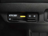 いまや必需品の域に達したETCもシッカリついてます!高速道路の割引やSAなどのスマートICはETCがないと利用できないサービスです☆(ゲート通過時は20km/hで!)