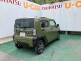 右斜め後ろ