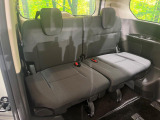 3列目シートはもちろん状態良好☆大人でもゆったりと座って頂けますので、大人数でのお出かけもラクラクです♪ご家族で、気の知れた仲間で、ドライブに行くのが楽しみですね♪