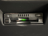 ETCカードを挿入することで高速道路を利用する際の支払いがキャッシュレスになったり、ETCスマートインターチェンジが利用できたり、とても便利なアイテムです!