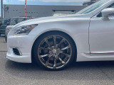 LS 600h バージョンL 4WD 