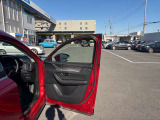 ドア回りも大きく開くの乗り降りもしやすいです!