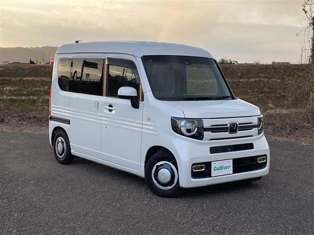 N-VAN+スタイル ファン ホンダセンシング 4WD修復歴無し