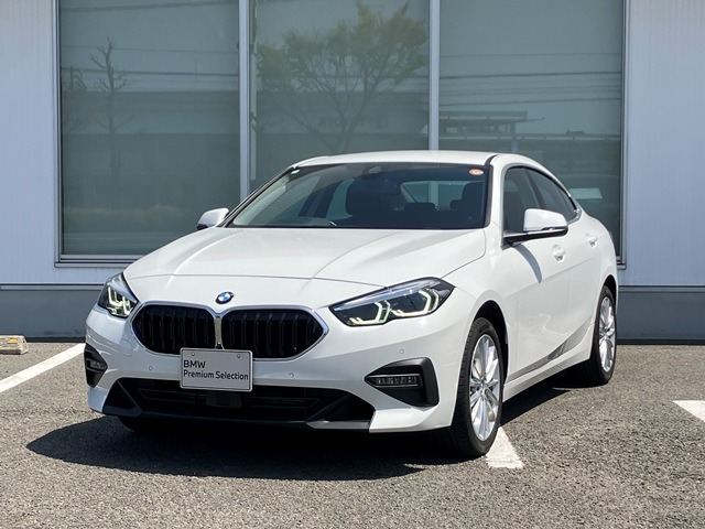 2シリーズグランクーペ218i プレイ