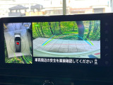 【アラウンドビューモニター】専用のカメラにより、上から見下ろしたような視点で360度クルマの周囲を確認することができます☆死角部分も確認しやすく、狭い場所での切り返しや駐車もスムーズに行えます。