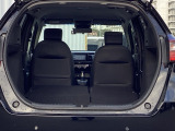 セカンドシートを収納すると・・・フラットなラゲッジスペースの完成です!!操作も分かりやすく、作業も簡単です!!