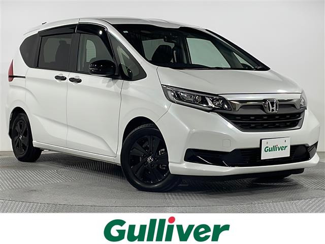 フリード1.5 G ブラックスタイル修復歴無し