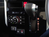 電動パーキングブレーキ・ブレーキホールドを装備してます。ホールド機能は信号待ちが多い一般道で疲労軽減になり、大好評です!