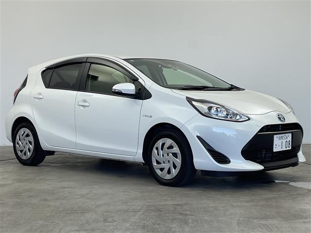 アクア 1.5 S 修復歴無し