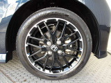 純正15インチアルミ!タイヤサイズは165/55R15です