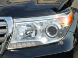 LEDライン付のトヨタ純正フロントヘッドライト♪