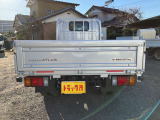荷台&鳥居鉄板貼りやロープ穴、荷掛けフックに加え、アルミ縞板架装や外装メッキ架装等も承ります☆