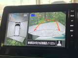 【アラウンドビューモニター】専用のカメラにより、上から見下ろしたような視点で360度クルマの周囲を確認することができます☆死角部分も確認しやすく、狭い場所での切り返しや駐車もスムーズに行えます。