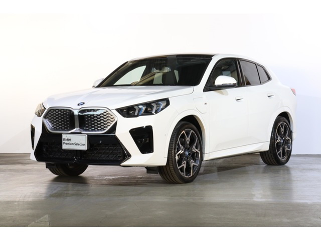 iX2xドライブ30 Mスポーツ 4WD