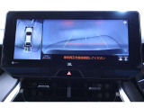車両を真上から見た様な視点のパノラミックビューモニターを搭載しています。後方の死角だけでなく左右や前方の障害物の発見も容易になります。車載カメラの視点切替スイッチで様々な視野表示切替も可能です。