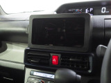 オーディオやカーナビは装備されておりません。当店では純正機器のなかからご提案させていただきます。お気軽にご相談ください。