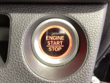 ワンプッシュでエンジンのスタート、ストップが出来て便利です。
