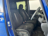 車を運転する際には運転席の存在は欠かせません。しっかりとチェックしたいポイントですね。