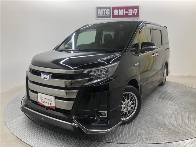 ノア 1.8 ハイブリッド Si W×B （DAA-ZWR80W）