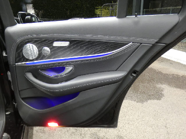 メルセデス・ベンツ Eクラス E300 スポーツ の中古車詳細 (24,000km