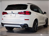 BMWのお車は、&ldquo;駆け抜ける歓び&rdquo;を体現しております。走行の安定性とコーナリングの良さを追求し、思い通りにハンドルの操作可能です。