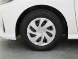 タイヤサイズは 175/70 R14 です。