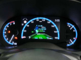 とても見やすいメーターです。夜間時はラグジュアリーな気分にさせてくれる照明が魅力ですので、夜のドライブも楽しみになりますよ♪