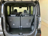 広々ラゲッジスペースです。いろんな荷物も積み込みしやすくなってます!!