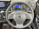ステアリングも使用感が少なく、きれいな状態となっております♪