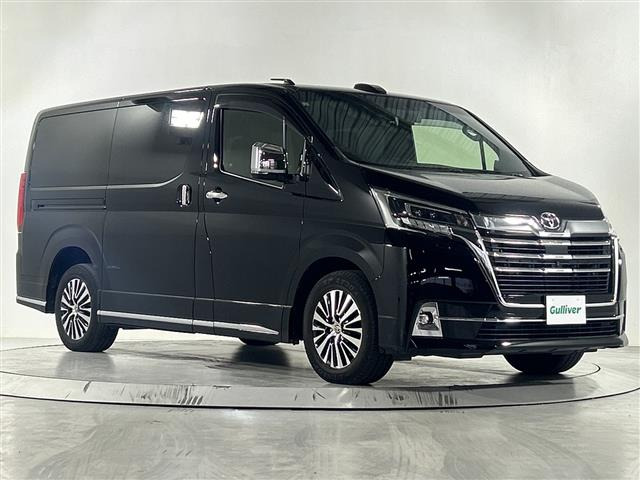 グランエース2.8 プレミアム ディーゼル本革シート 修復歴無し