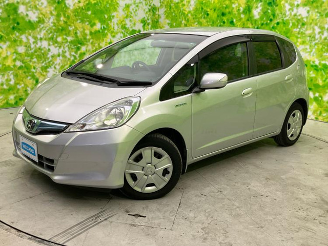 フィットハイブリッド1.3 スマートセレクション ファインスタイル