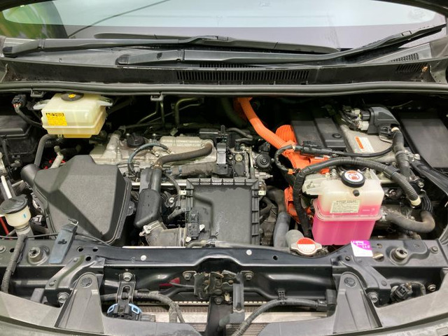 トヨタ エスクァイアハイブリッド 1.8 Gi ブラックテーラード の中古車