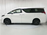 アルファード 2.5 X 4WD 