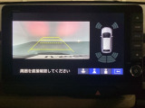 バックでの車庫入れも安心です! リアカメラが付いているバックモニター付のナビを装備しております。バンパーについているソナーや、操作線もついており距離感も画面から確認できます。