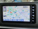純正ナビゲーション搭載で初めての道や遠出も安心です