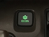 ★ECONスイッチ★ エコドライブを加速しよう!スイッチをONにすると、運転の仕方によるロスを抑え込み燃費をよくするようクルマが頑張ります(*^ー^*)燃費向上にチャレンジ♪