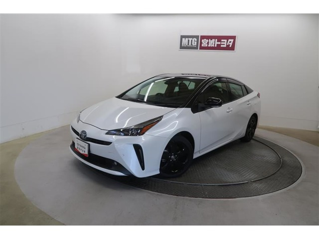 プリウス1.8 S ツーリングセレクション ブラックエディション 4WD