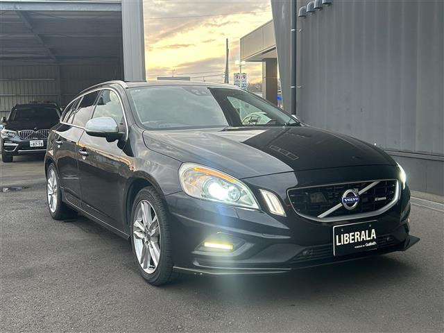 V60 T6 AWD 4WD 4WD 本革シート