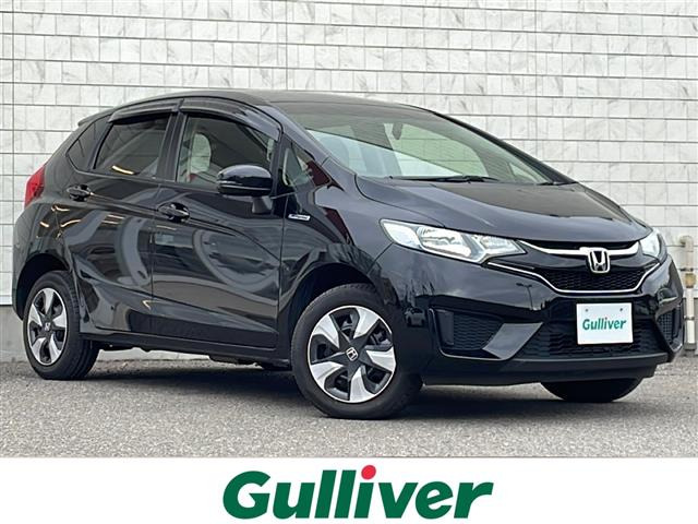 フィット1.5 ハイブリッド Fパッケージ 4WD4WD 修復歴無し