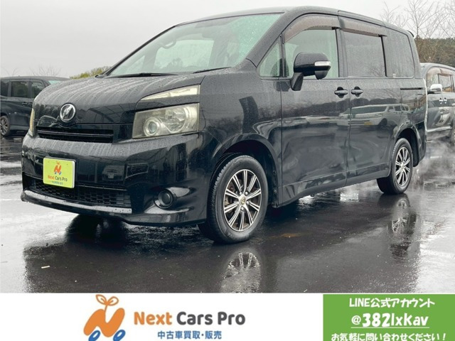 ヴォクシー2.0 X Lエディション両側パワースライドドア 社外ナビ