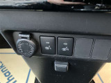 運転席&助手席にシートヒーター付いてます。寒い日に助かります