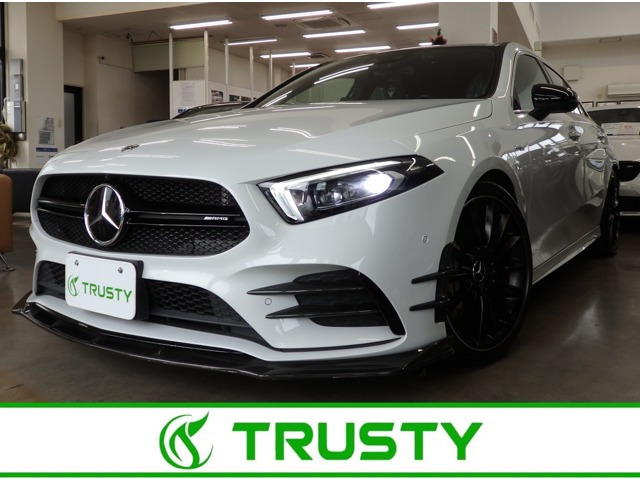 AクラスAMG A35 4マチック 4WD