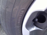 2024年製・タイヤの残り溝8ミリ